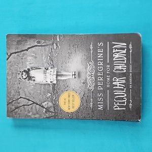 Miss Peregrine's Home for Peculiar Chidren Paperback Book